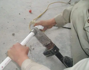 洪湖漏水维修电话