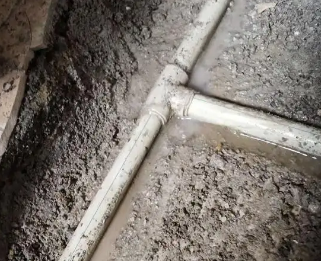 洪湖漏水维修电话