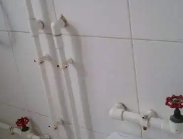 洪湖水管维修多少钱